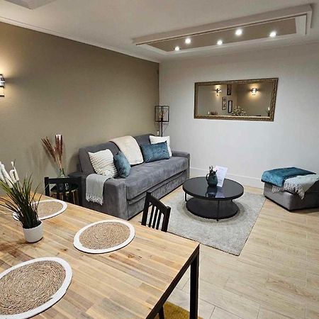 Appartement - Saint-Blaise Кан Екстериор снимка
