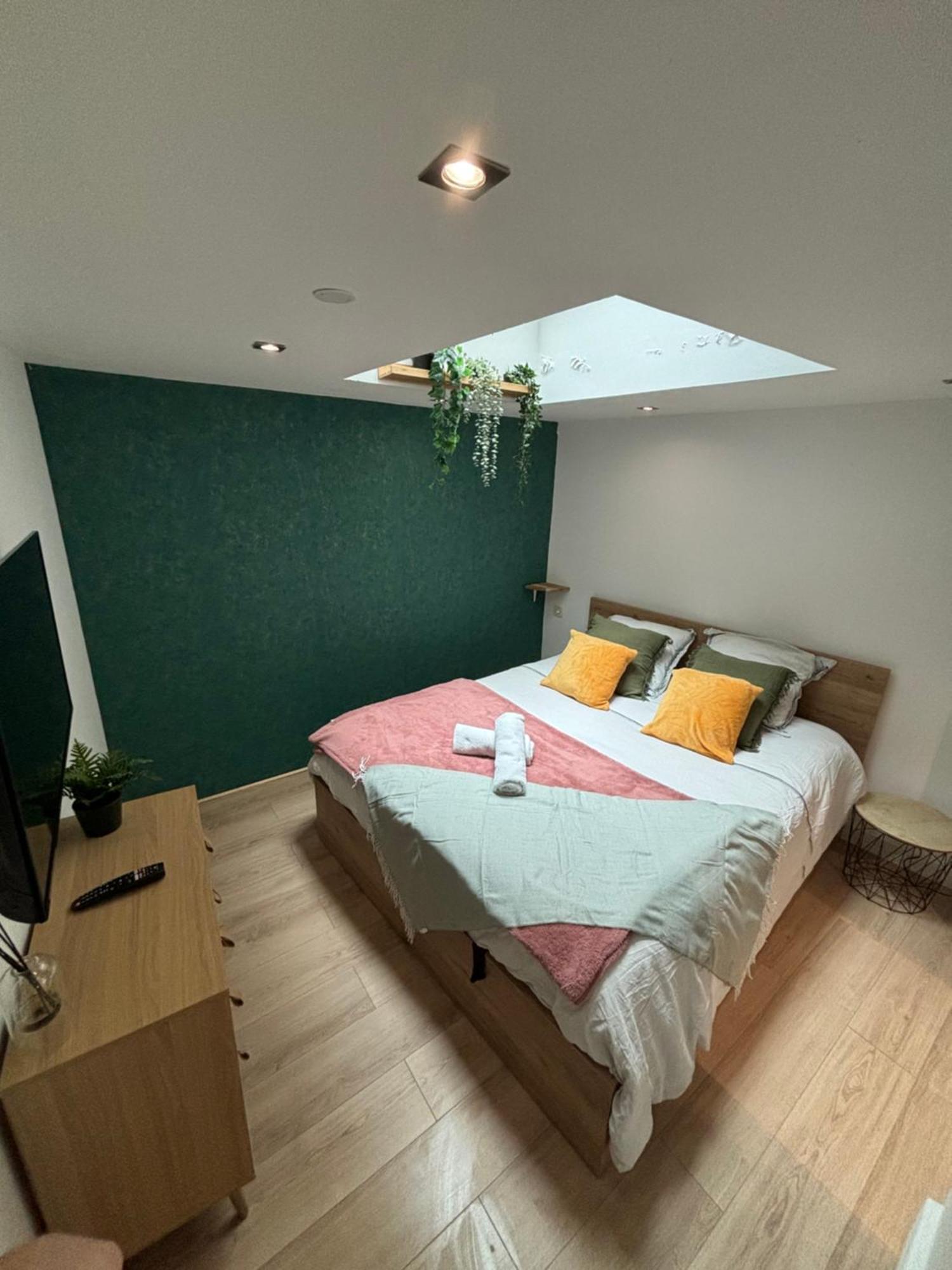 Appartement - Saint-Blaise Кан Екстериор снимка